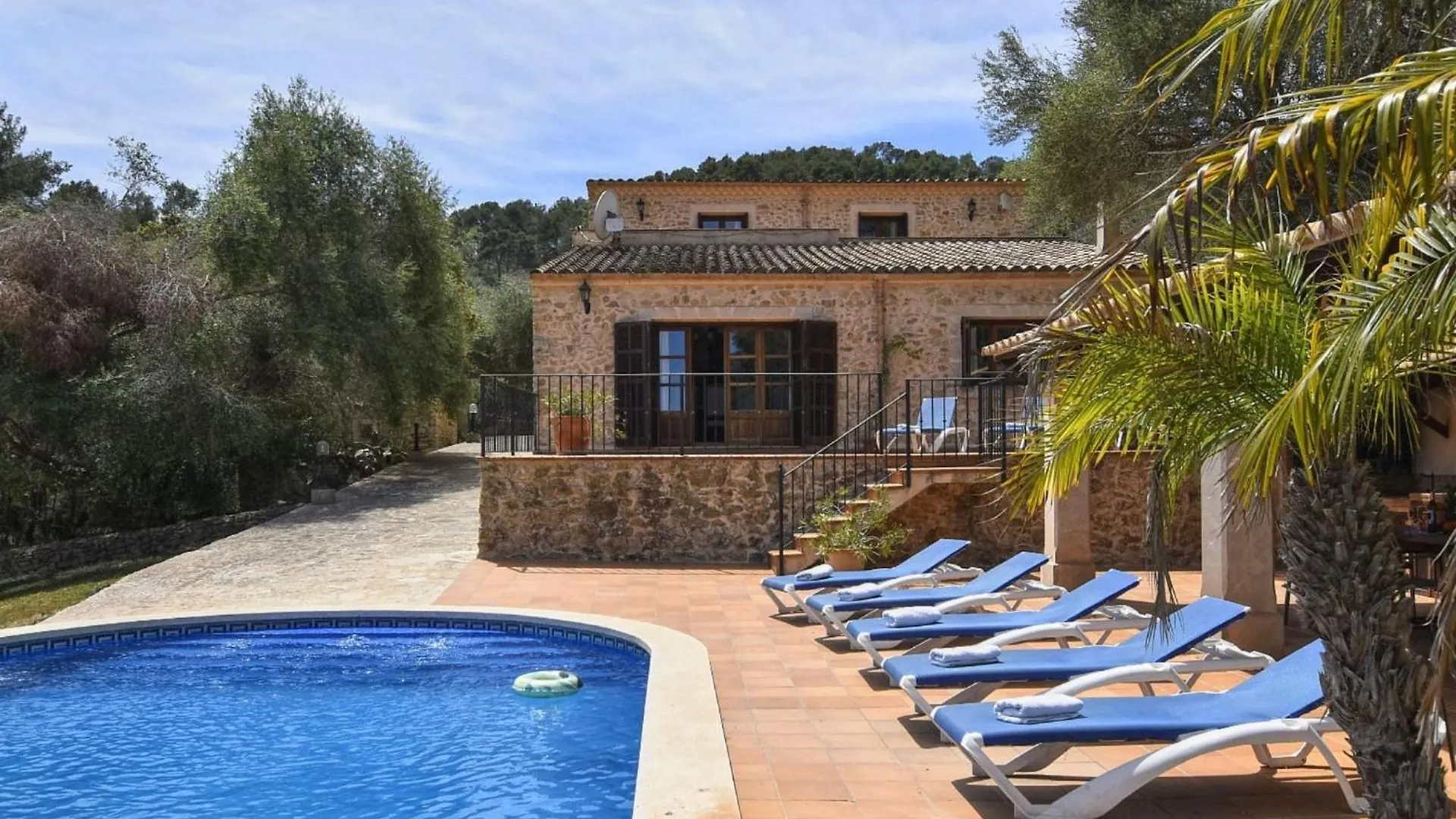 Holiday home Amazing Mansion In Petra With Swimming Pool Villa